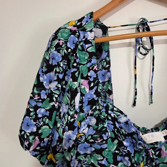 NWT ASTR THE LABEL FLORAL SWEETHEART NECK FLORAL DRESS SIZE MEDIUM - Picture 3 of 16